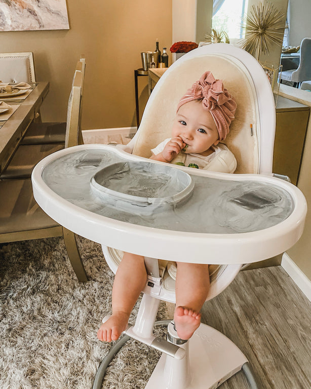 the best positions to feed your baby